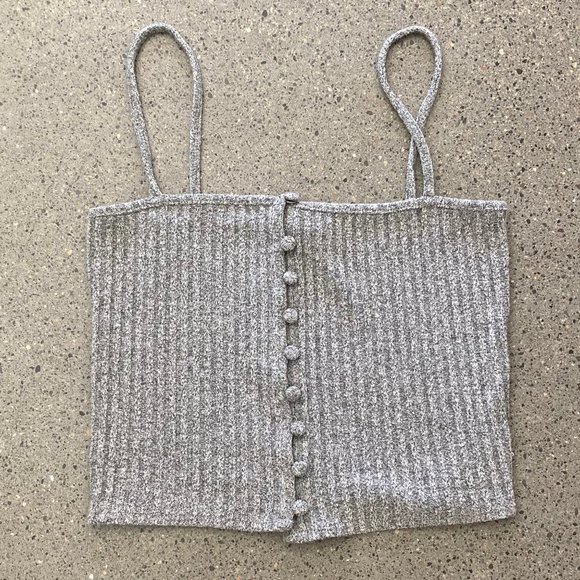 *SOLD* Forever 21 Gray Button Down Crop Cami - Picture 2 of 8